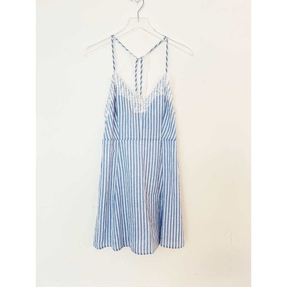 NWT Lush Magnolia Boutique Blue Stripe Lace Dress Size Medium